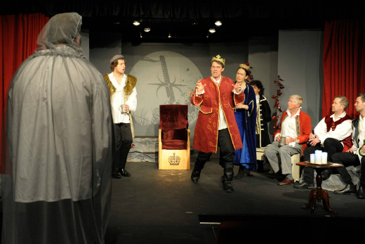 SunLive - Behind the curtain of Macbeth - The Bay's News First