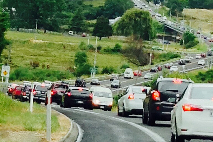 Sunlive - Tauranga Traffic Chaos - The Bay's News First