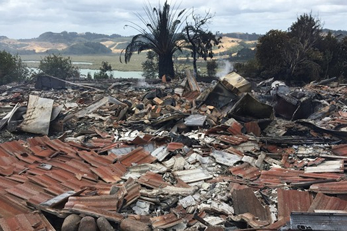 SunLive - Whitianga fire damaged being assessed - The Bay's News First