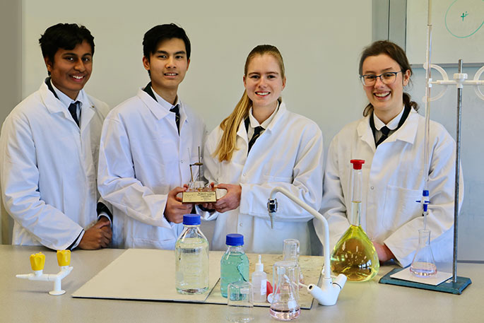 SunLive - The right chemistry at Aquinas College - The Bay's News First